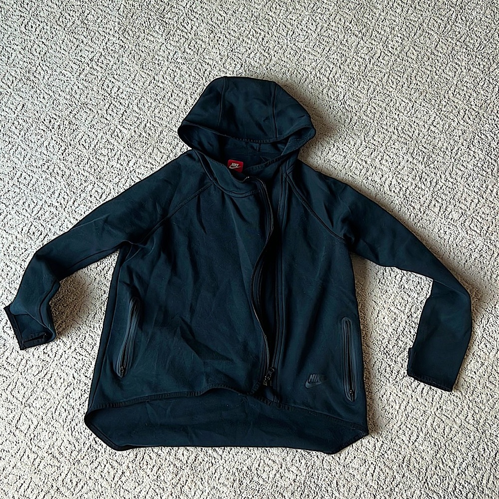 Nike Black Pullover